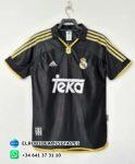 Real Madrid 1999 / 2001. Versión retro