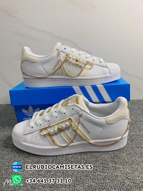 Adidas Superstar