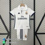 Real Madrid 2016 / 2017. Conjunto niño