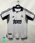 Real Madrid 2000 / 2001. Versión retro