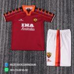 La Roma 1998 / 1999. Conjunto niño