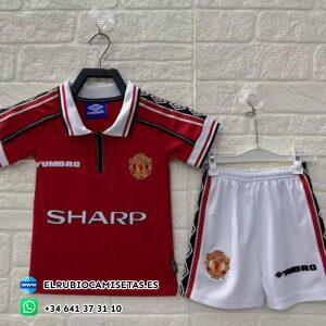 Manchester United 1998 / 1999. Conjunto niño